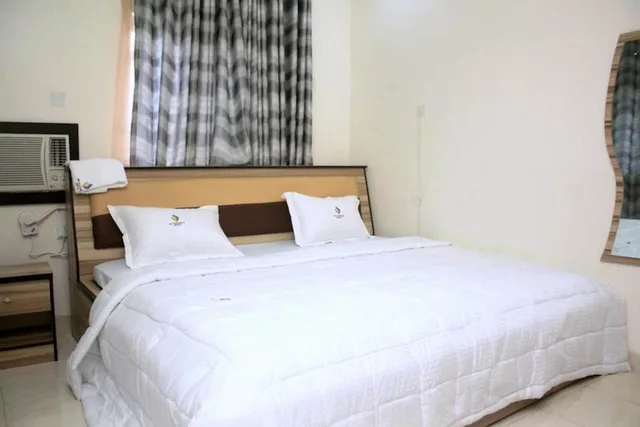 غرفة مفردة بسرير مزدوج، Mayoral Hotel & Suite 1/3