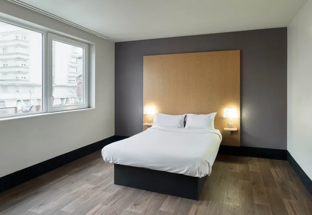 غرفة بسرير كوين لذوي الإعاقة، B&B HOTEL Paris Est Bobigny Universite 1/2