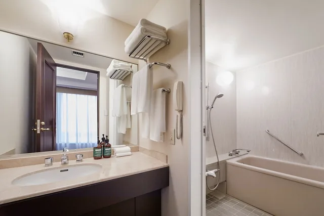 جناح جونيور بسريرين مزدوجين في طابق مرتفع، Ana Crowne Plaza Chitose 3/3