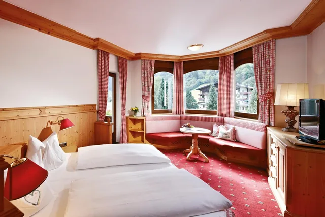 Room, Single, Relais & Chateaux Spa - Hotel Jagdhof 2/8
