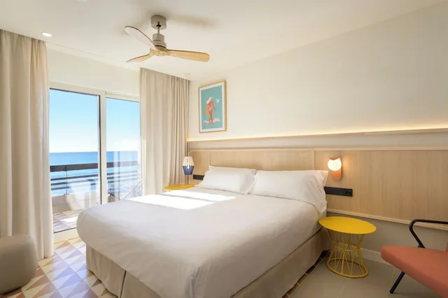 غرفة ديلوكس بسرير كوين بإطلالة على البحر، Akquaaa Boutique Hotel 3/10