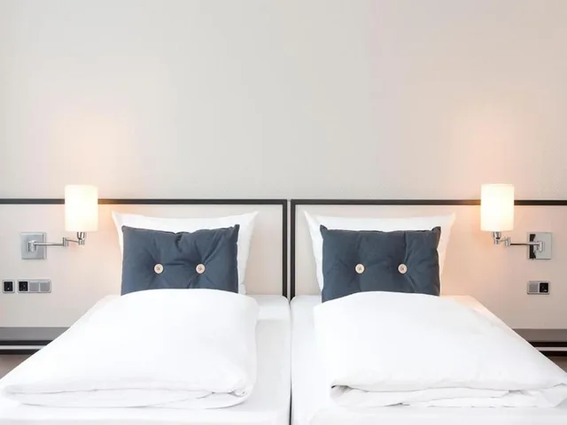 جناح بسرير مزدوج، Seminaris Sunday Hotel Luneburg 1/3