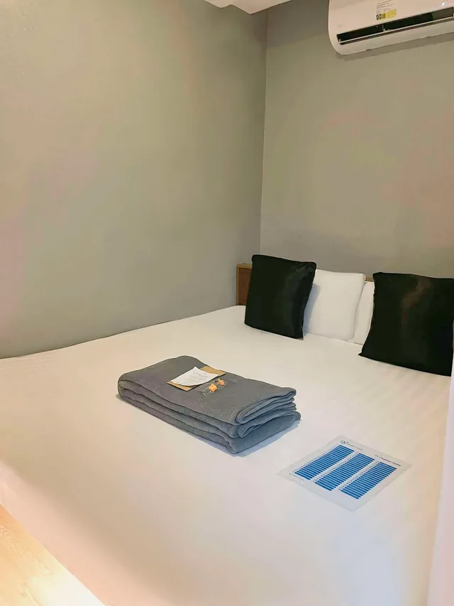جناح تنفيذي، Selah Pods Hotel Manila 1/2