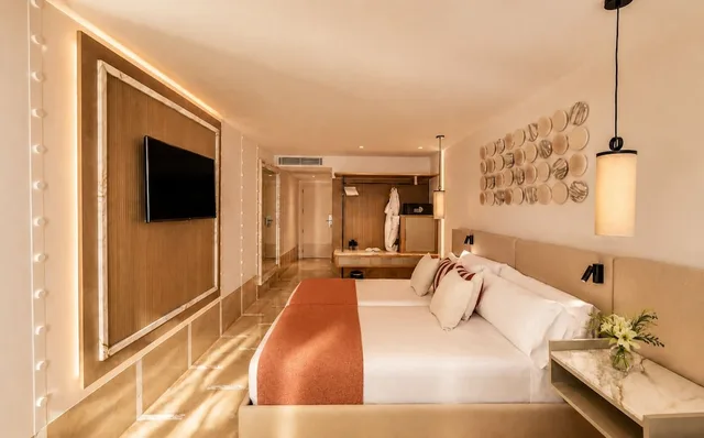 Premium, Single, Twin Beds, Pool Side، Grand Palladium White Island Resort & Spa - All Inclusive 3/5