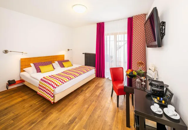 غرفة بسرير مزدوج بشرفة، Bellevue Hotel Karlov 2/6