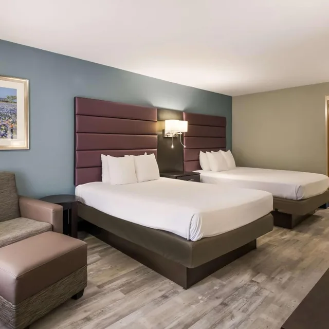 غرفة بسرير كوين، Best Western Inn Winchester 2/5