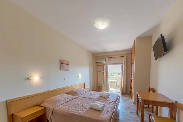 استوديو ديلوكس، CHANDRIS APARTMENTS 5/10
