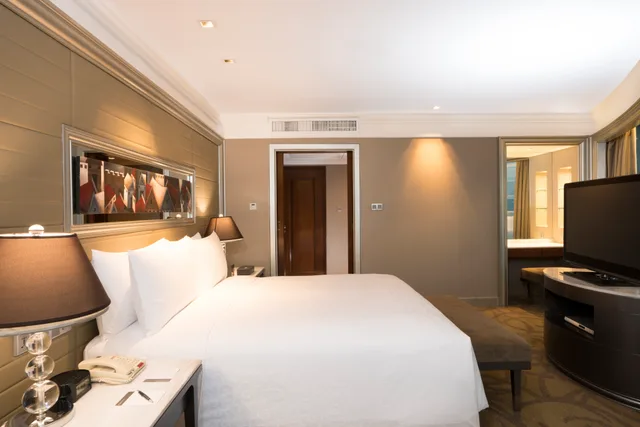 جناح كلوب بسرير كينج، Intercontinental Bangkok 3/5