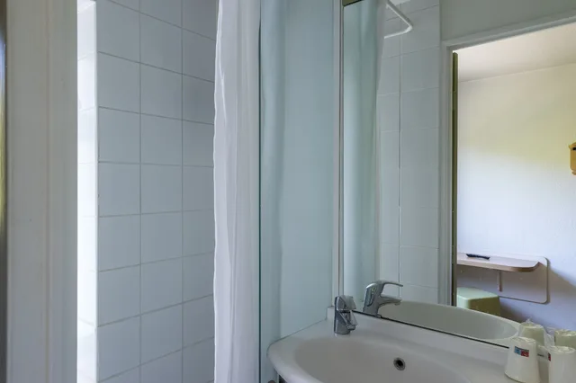 Twin room, B&B Hotel Troyes Centre 5/5