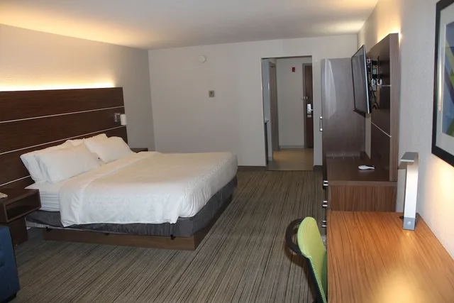 غرفة قياسية بسريرين مزدوجين، Holiday Inn Express Hotel Suites Raton 3/10