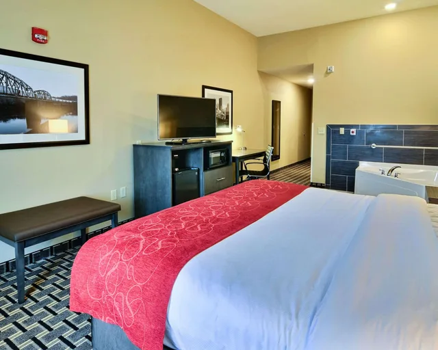 جناح بسرير كينج، Comfort Suites Uniontown, PA 4/5