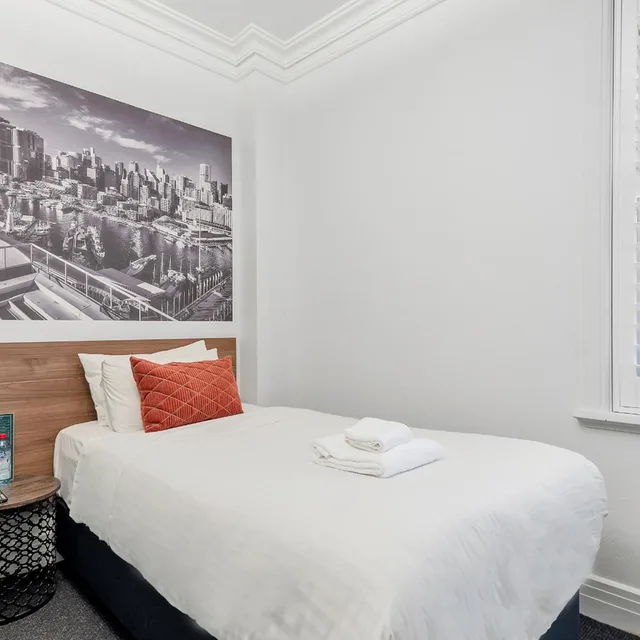 Deluxe, Single, Criterion Hotel Sydney 1/8