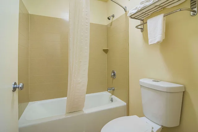 غرفة بسريرين مزدوجين للمدخنين، Econo Lodge Research Triangle Park 3/3