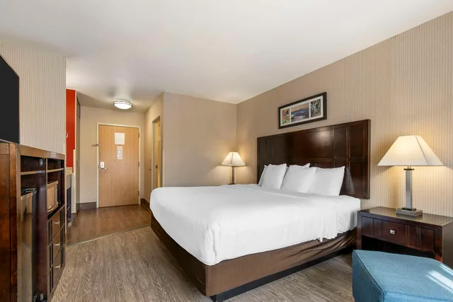 غرفة بسرير كينج، Comfort Inn Troutdale-Portland East 1/2