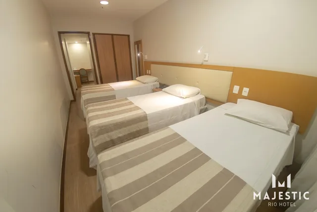 Deluxe, Triple, Street View، Majestic Rio Palace 2/4