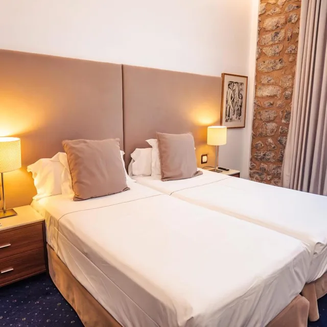 غرفة بسرير مزدوج أو سريرين منفصلين، Gran Hotel Soller 1/10