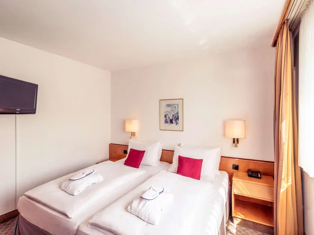 Suite, King Bed, Mercure Hotel Koeln City Friesenstrasse 1/4