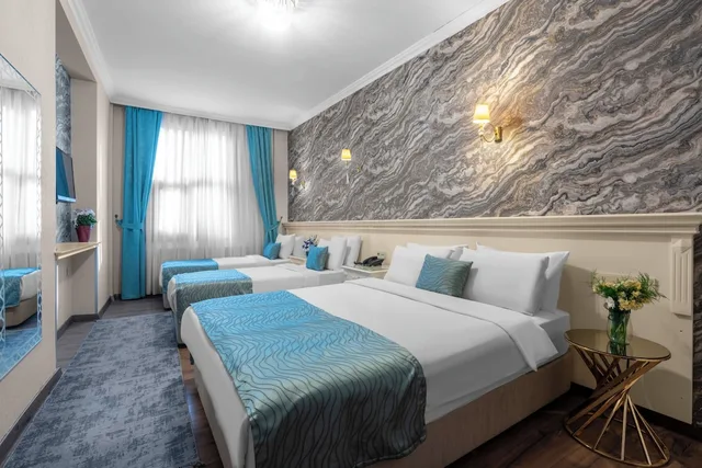 غرفة عائلية بسرير مزدوج وسريرين منفصلين، VALIDE HOTEL 4/6