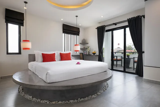 Family Suite, Double and Twin Beds, CENTRAL SUITE RESIDENCE 1/2
