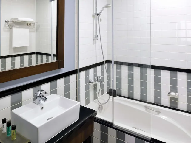 شقة بسرير كينج بغرفة نوم واحدة، Movenpick Hotel Apartments Al Mamzar 6/10