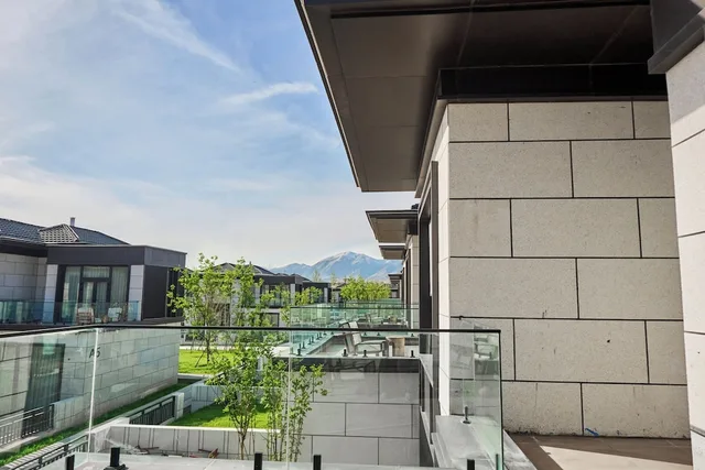 Hotel Indigo Sayram Lake by IHG, Rizhao 2/50