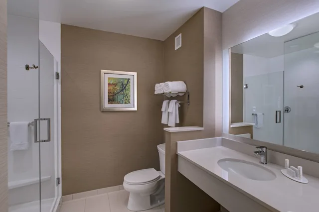 غرفة بسريرين كوين، Fairfield Inn Suites La Crosse Downtown 4/8