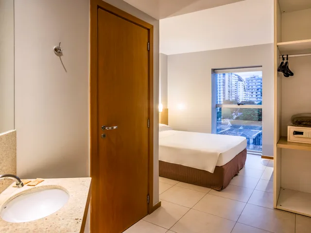 Classic, Double Bed, Ibis Styles Belem do Para 9/9