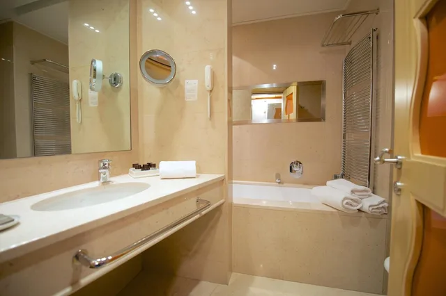 Superior, Double or Twin Bed, Kalidria Thalasso Spa Resort 2/4