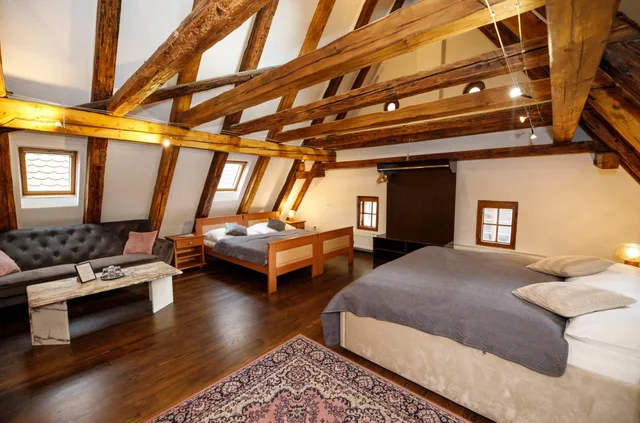 Suite, Attic، Hotel-Restaurant Svamberský Dum 10/10
