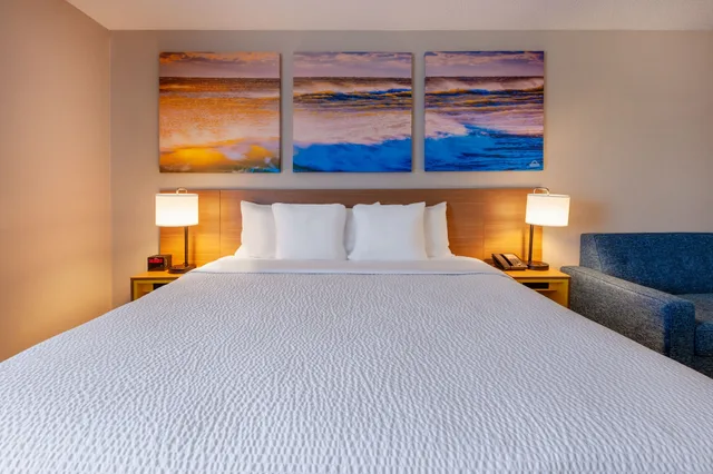 غرفة ديلوكس بسرير كينج، Days Inn by Wyndham Sturtevant / Racine / Mount Pleasant 2/4