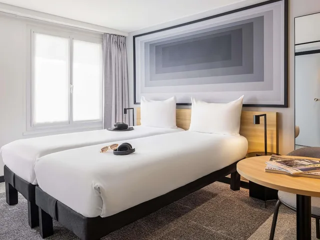 Standard, Twin Beds, ibis Paris Grands Boulevards Opera 9th Hotel 1/10