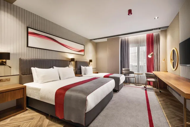 غرفة سوبيريور بسرير فردي وسرير كوين للمدخنين، Ramada by Wyndham Erzurum 7/8