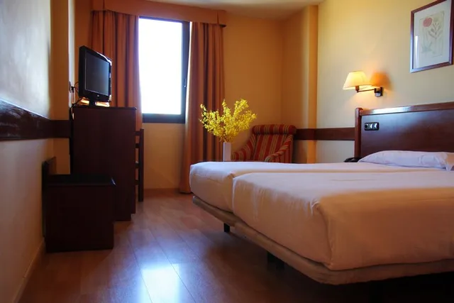 غرفة قياسية ثلاثية بسرير فردي، Oriente Hotel 3/3