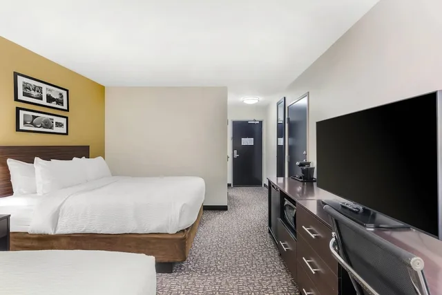 غرفة قياسية بسريرين كوين، Sleep Inn & Suites Devils Lake, ND 3/10