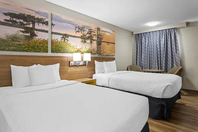غرفة قياسية بسريرين مزدوجين، Days Inn by Wyndham Valdosta I-75 3/10