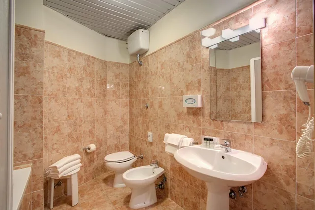 غرفة سوبيريور بسرير كوين بإطلالة على المدينة، Hotel Delle Nazioni 2/3