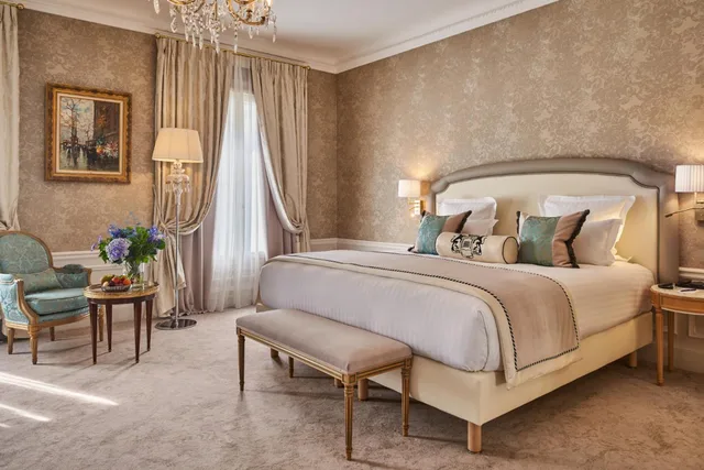 Prestige, Suite, Queen Bed, Peace Street View، Hotel Westminster 1/4