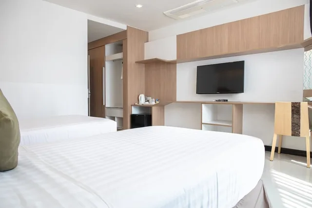 غرفة ديلوكس بسريرين منفصلين، 42C The Chic Hotel 6/8