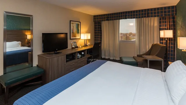 غرفة قياسية بسريرين كوين، Holiday Inn Des Moines Downtown-Mercy Area 1/6