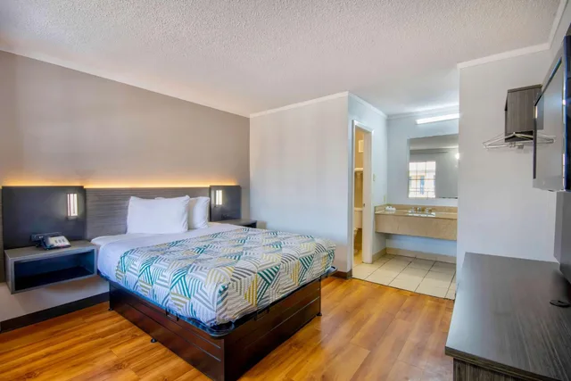 غرفة بسرير مزدوج، Motel6 Bossier City, LA 3/10