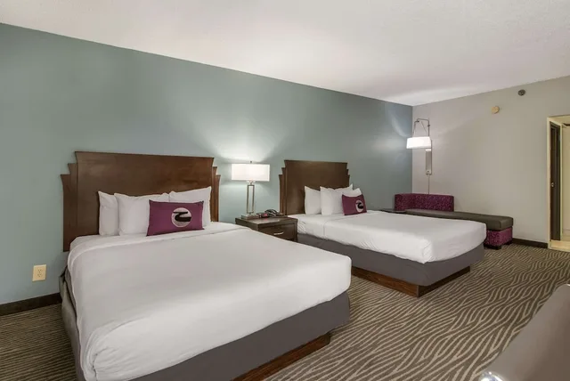 Efficiency, Standard, 2 Queen Beds، Clarion Hotel Jackson Northwest 3/4