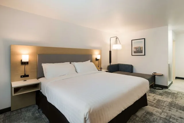 Standard, King Bed, Best Western Colfax 2/3