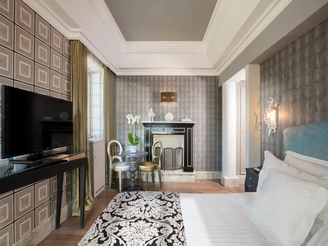 غرفة عائلية، Palazzo Manfredi 1/4