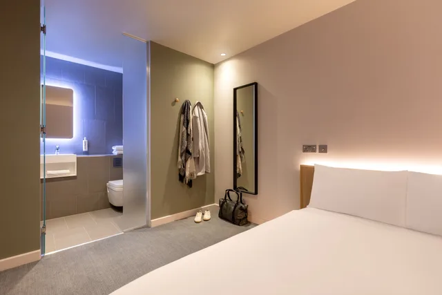 Cocoon 2, Double Bed، Zedwell Greenwich 8/11