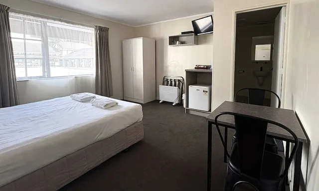 غرفة أساسية بسريرين منفصلين، Devonwood Resort Rotorua 1/7
