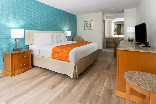 غرفة بسرير كينج لذوي الإعاقة، Inn At Atlantic City Hotel & Banquet 4/9