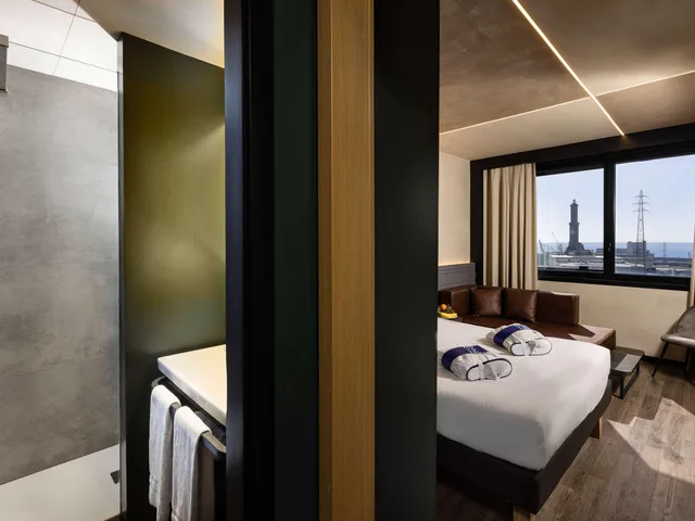 غرفة سوبيريور بسرير كينج، Novotel Genova City 6/10