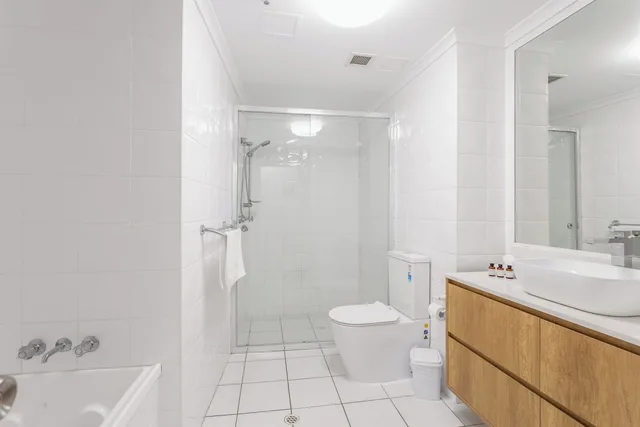 شقة سوبيريور بسرير كينج وسريرين منفصلين بغرفتي نوم، The Meriton On Main Beach 9/10