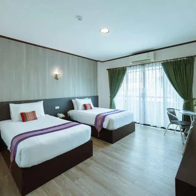 غرفة سوبيريور بسريرين منفصلين، Royal Nakhara Hotel Nongkhai 3/7