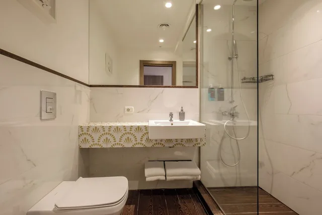 Room, Triple, 1 Double and 1 Single Bed, Balcony, corso grand suite 7/8